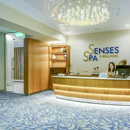 Maritim Paradise Blue ホテル