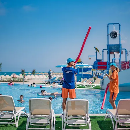 Maritim Paradise Blue 5*